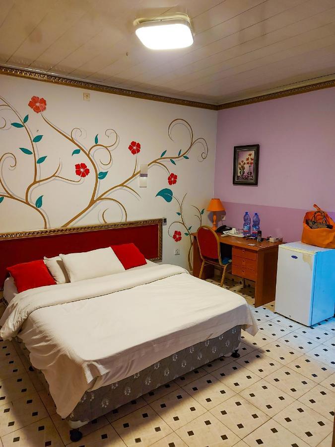 קינשאסה Hotel Relax מראה חיצוני תמונה